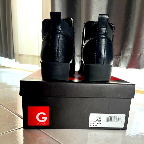 🚨 G by Guess Ankle boot 🚨 - Picture 2 of 3